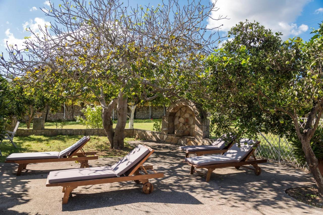 Akroyali Hotel & Villas Mési Exteriér fotografie